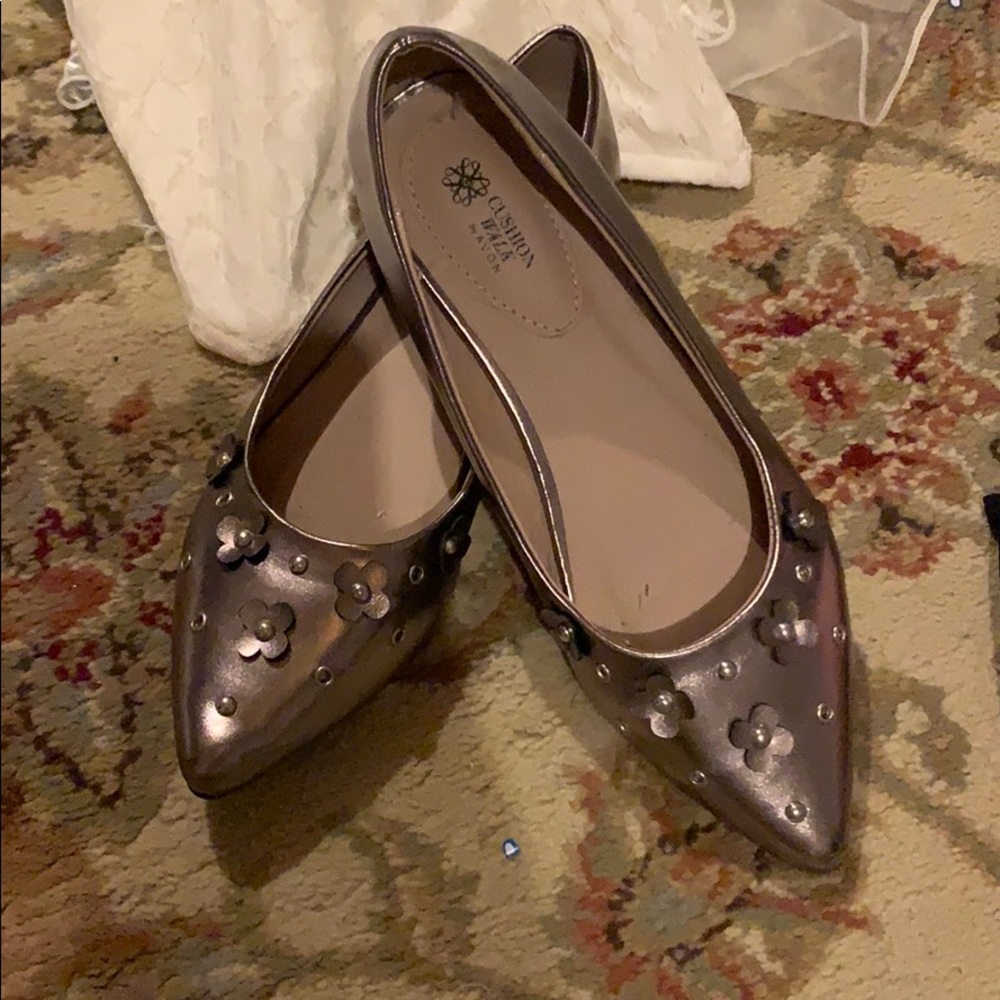 Ladies Flats